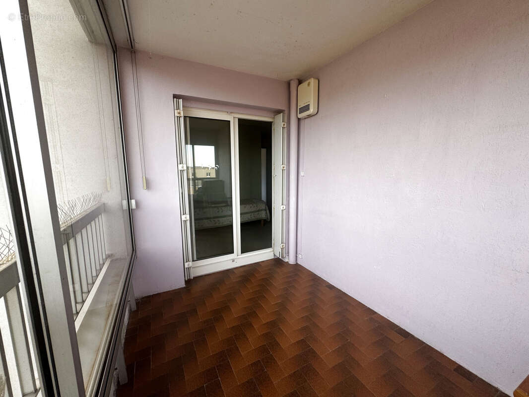 Appartement à SIX-FOURS-LES-PLAGES