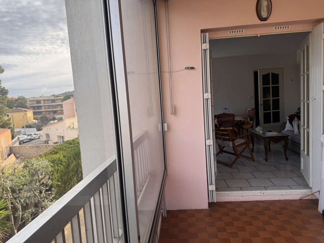 Appartement à SIX-FOURS-LES-PLAGES