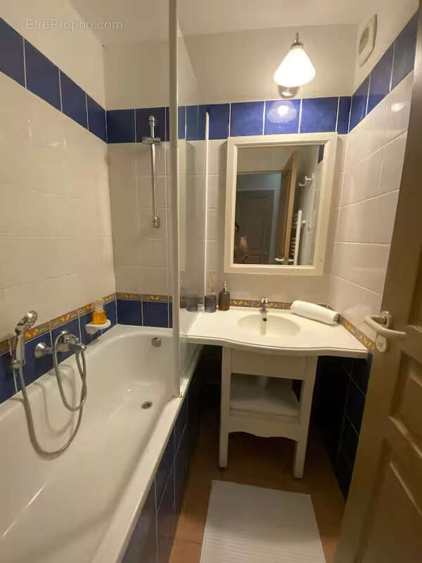 Appartement à SIX-FOURS-LES-PLAGES