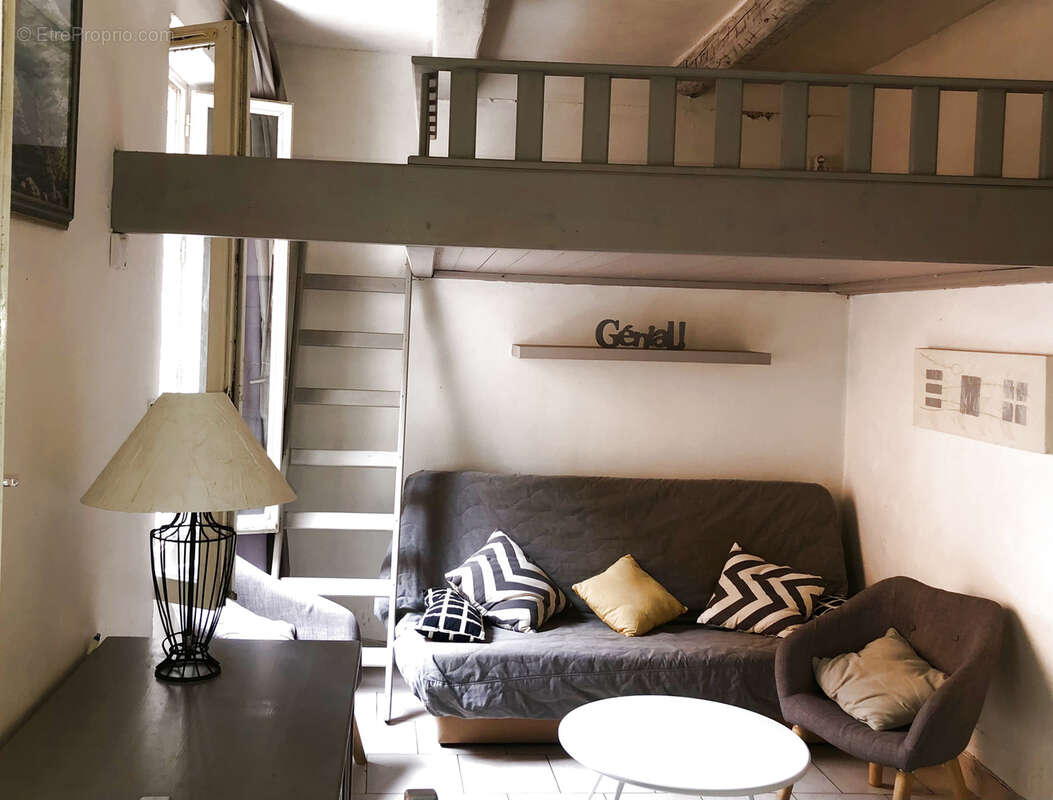 Appartement à SANARY-SUR-MER