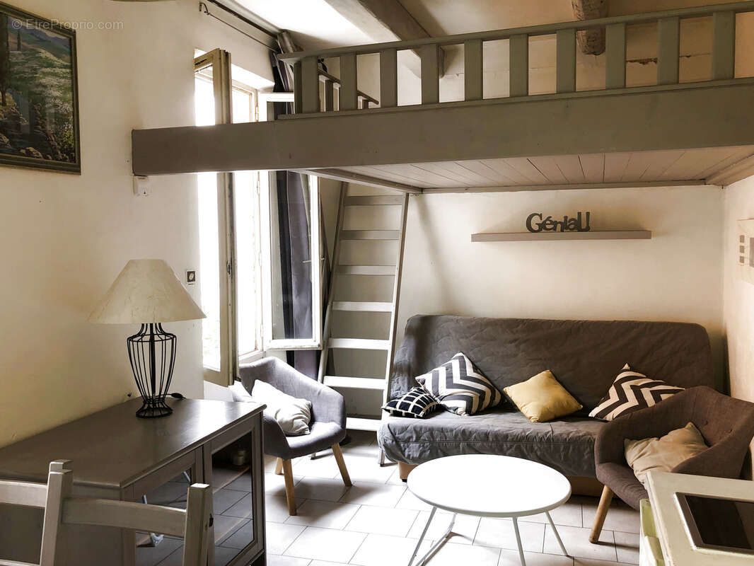 Appartement à SANARY-SUR-MER