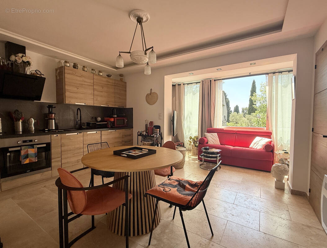 Appartement à SANARY-SUR-MER