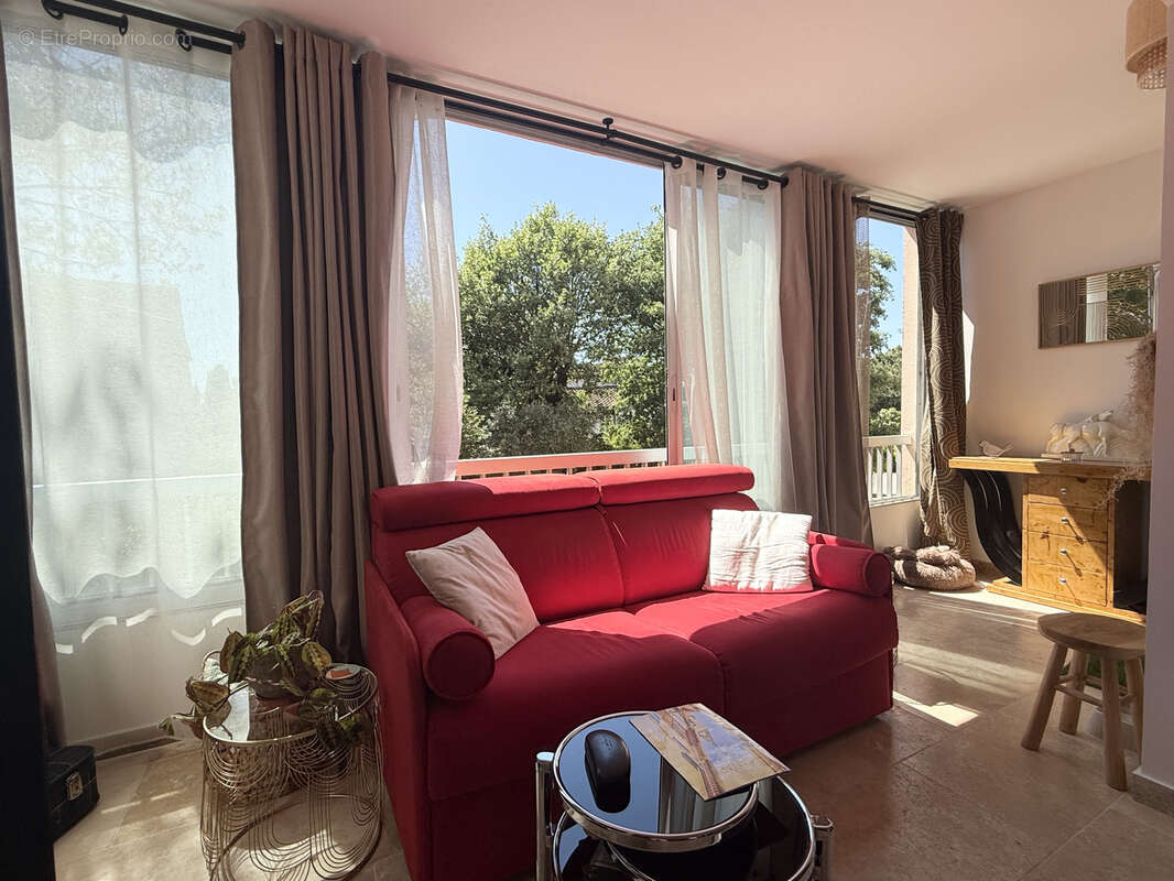 Appartement à SANARY-SUR-MER