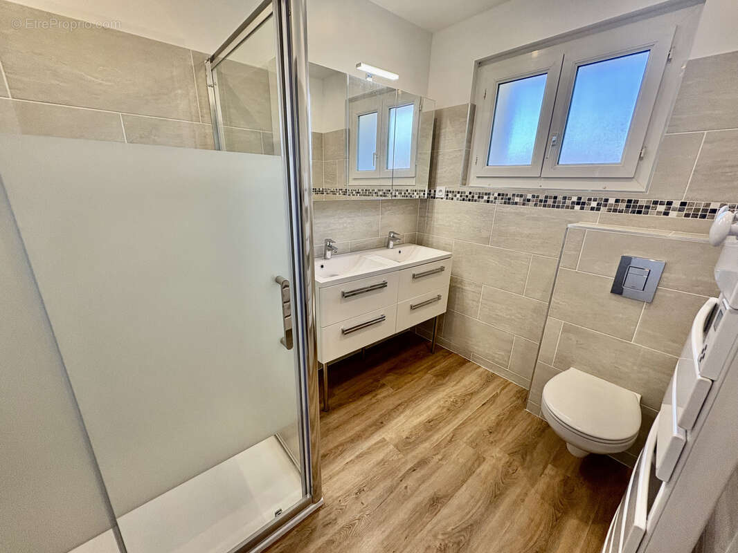 Appartement à SIX-FOURS-LES-PLAGES