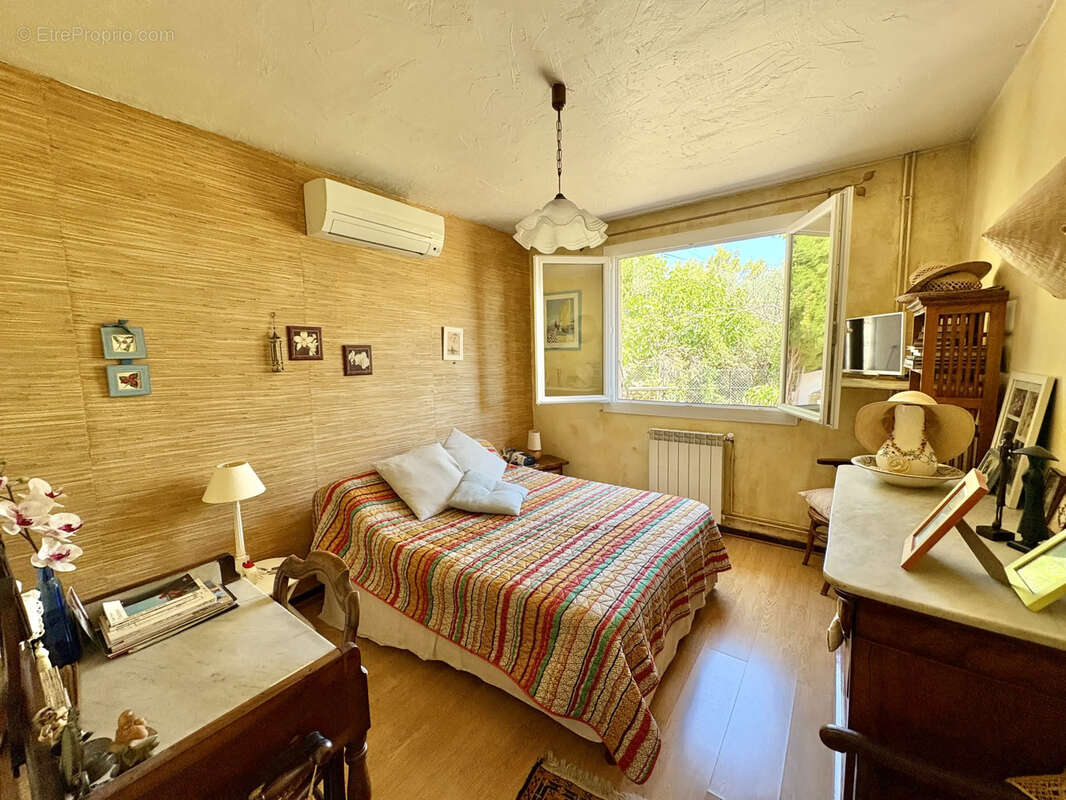 Maison à SOLLIES-VILLE