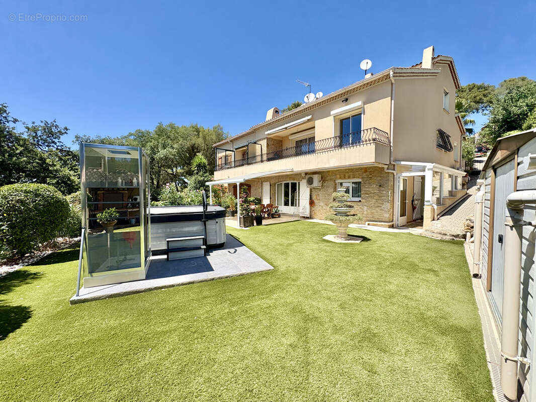 Maison à LA SEYNE-SUR-MER