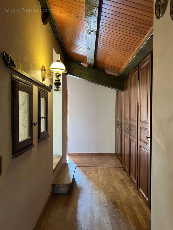 Maison à GALLARGUES-LE-MONTUEUX