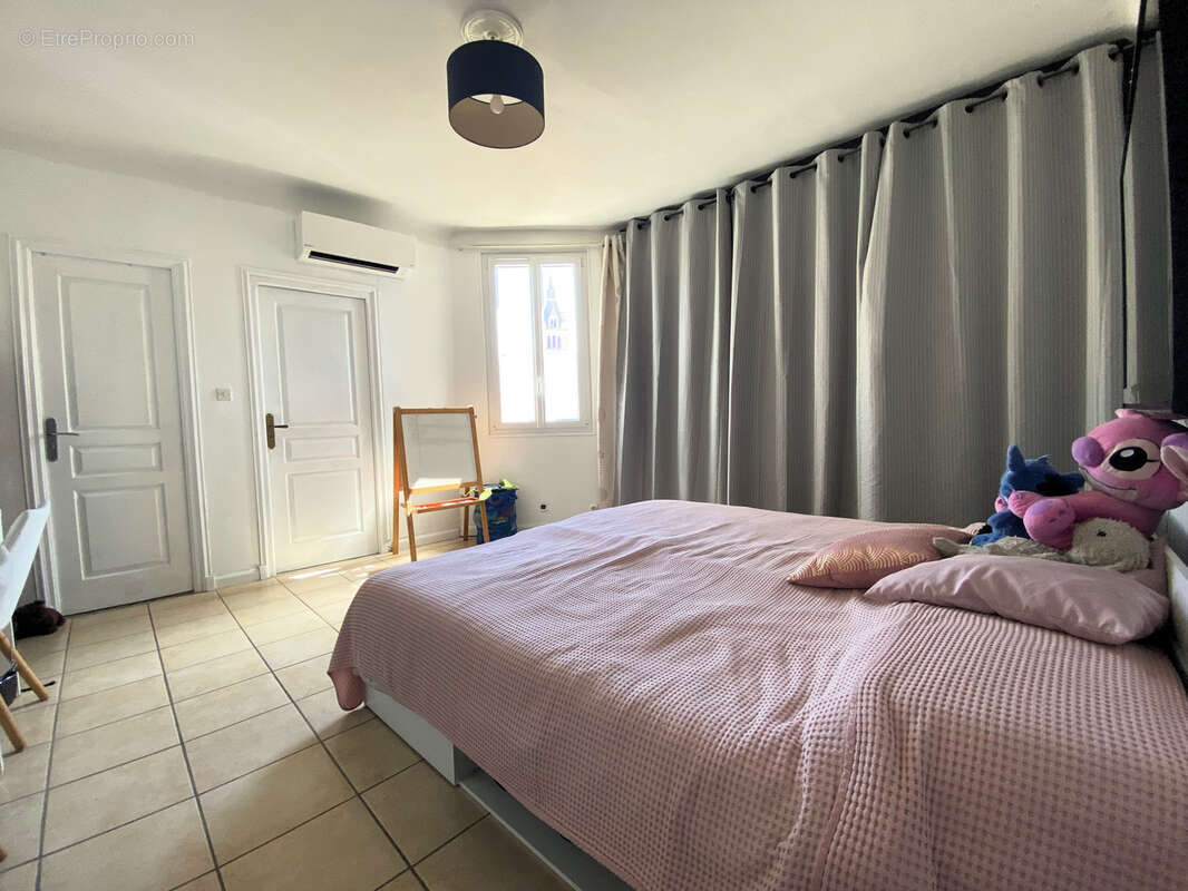 Maison à BELLEGARDE