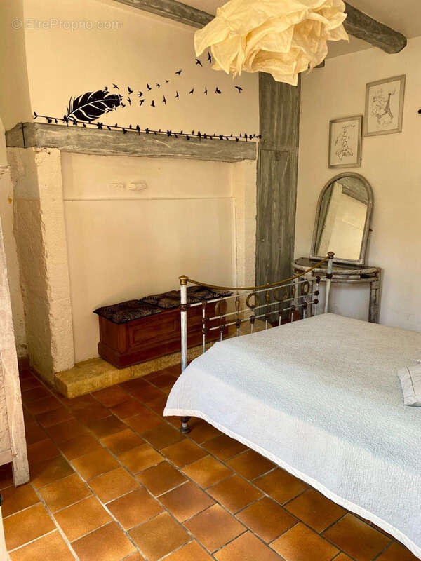 Maison à CARSAC-AILLAC