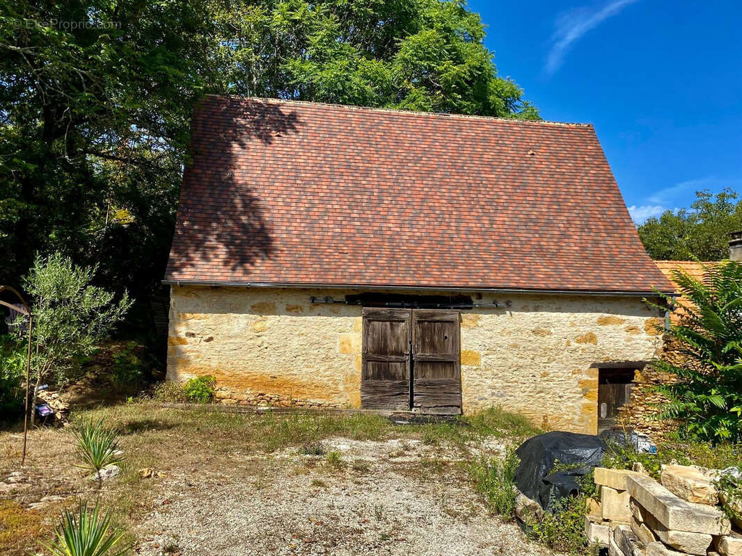 Maison à CARSAC-AILLAC