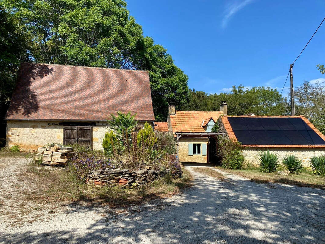 Maison à CARSAC-AILLAC