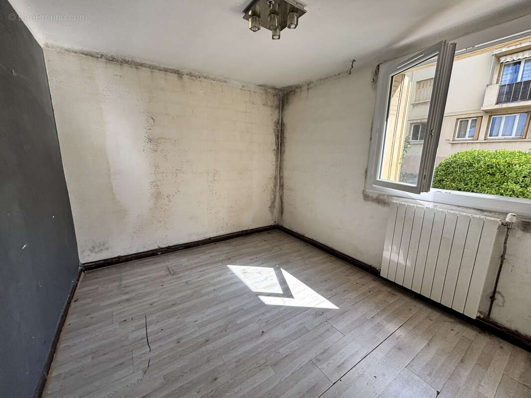 Appartement à MARSEILLE-14E