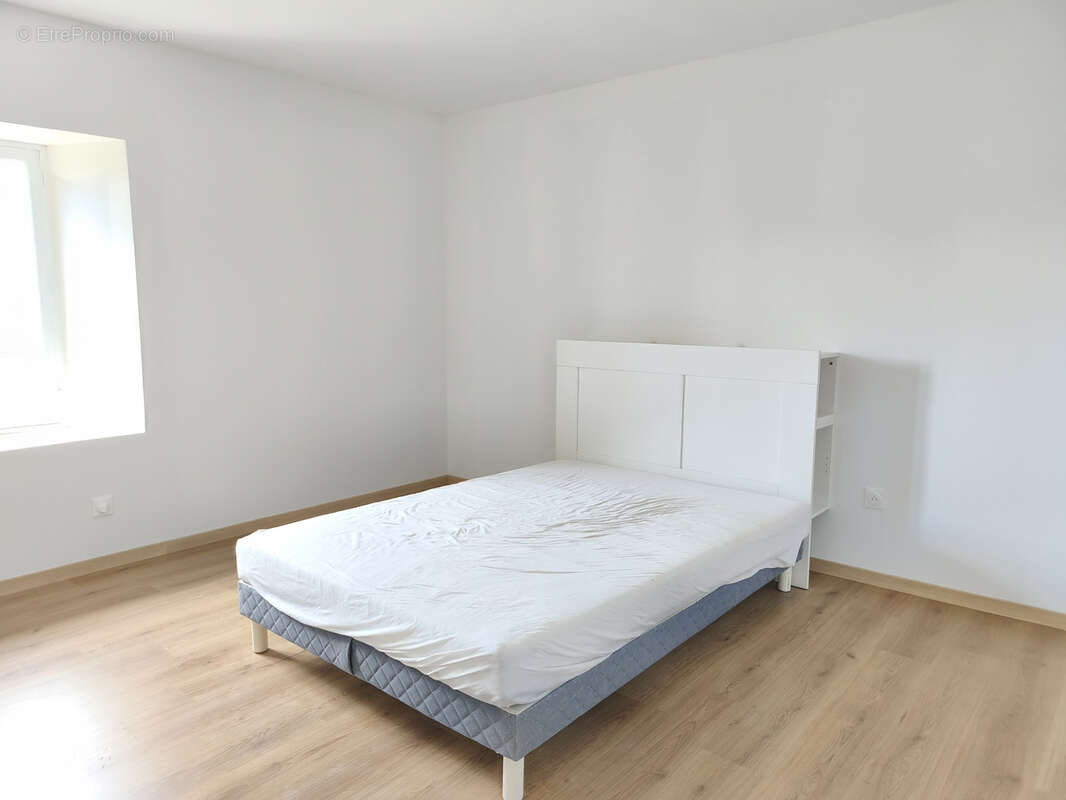 Maison à SAINT-SAUVEUR-LA-POMMERAYE