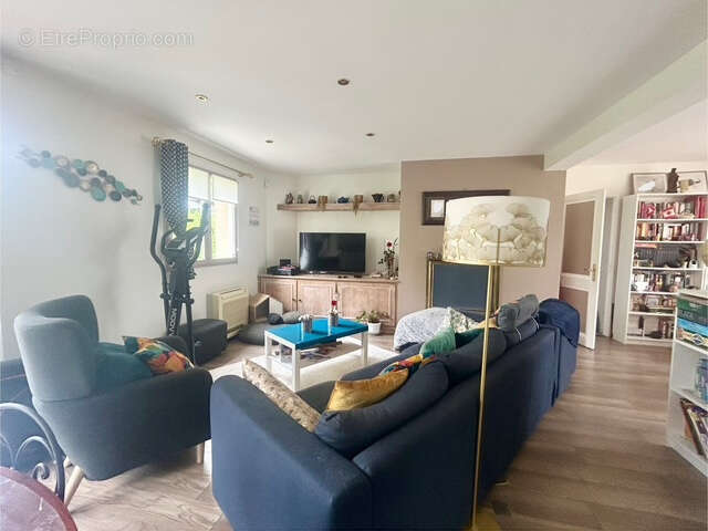 Maison à MARCOUSSIS