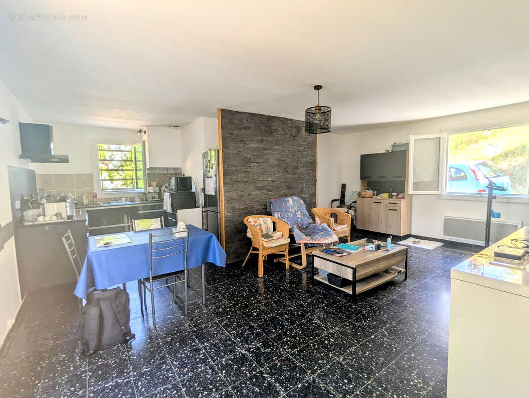 Maison à POUZOLS-MINERVOIS