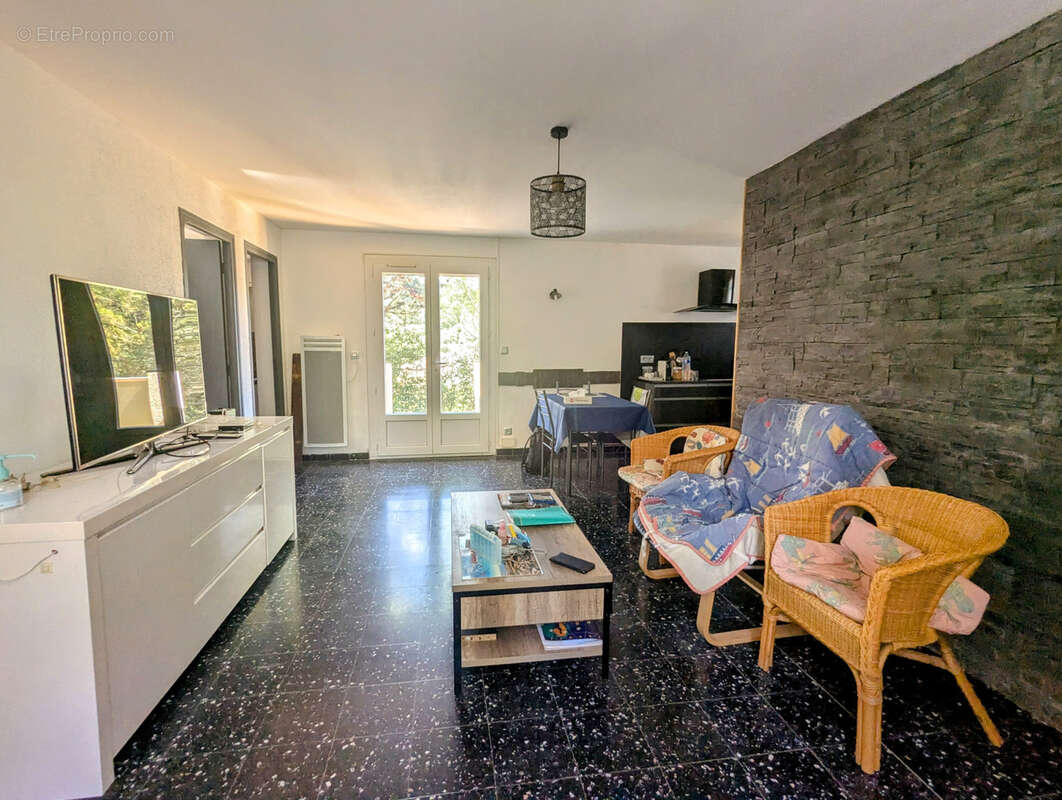 Maison à POUZOLS-MINERVOIS