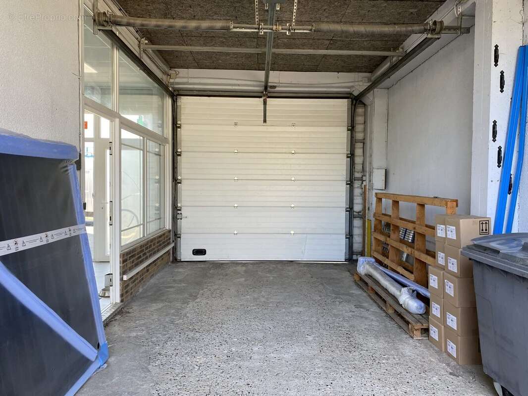 Commerce à VIGNEUX-SUR-SEINE