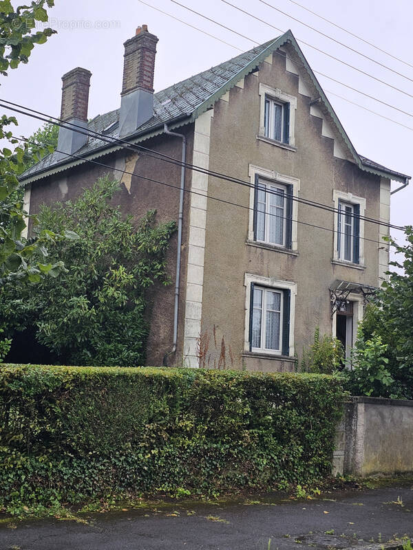 Maison à MONT-SAINT-MARTIN