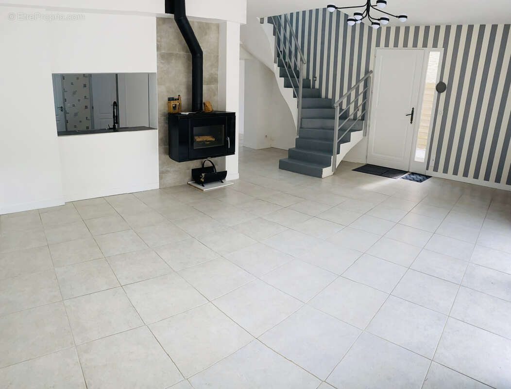 Maison à MONTFORT-L&#039;AMAURY