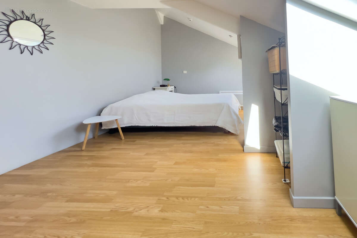 Maison à LA LONDE-LES-MAURES