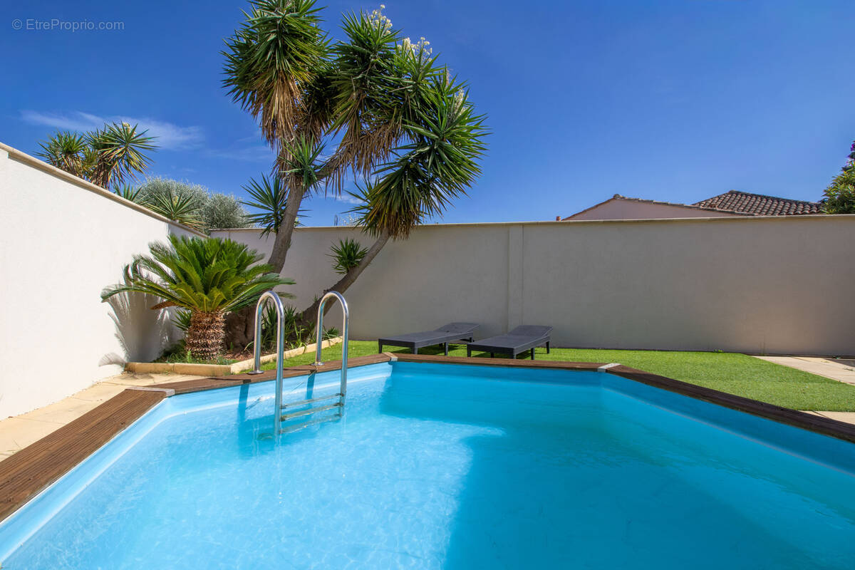 Maison à LA LONDE-LES-MAURES