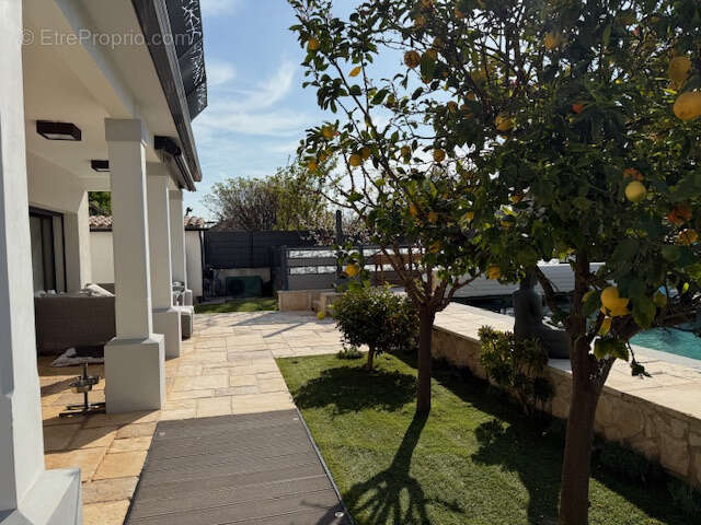 Appartement à LA VALETTE-DU-VAR