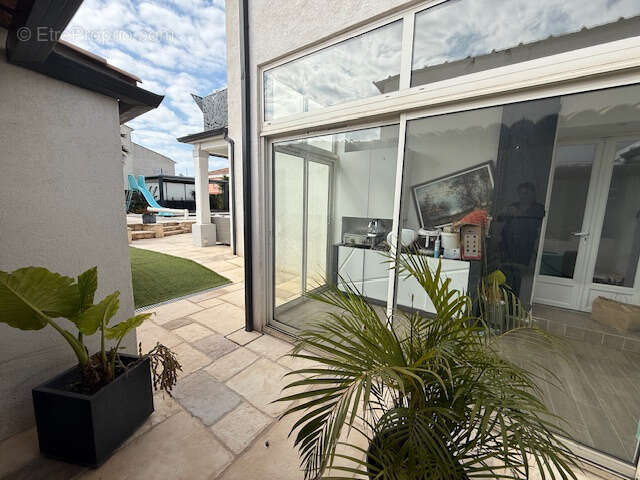 Appartement à LA VALETTE-DU-VAR