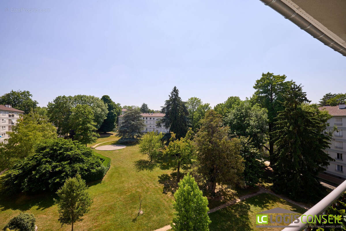 Appartement à CHATENAY-MALABRY