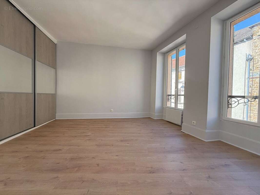 Appartement à MONTLHERY