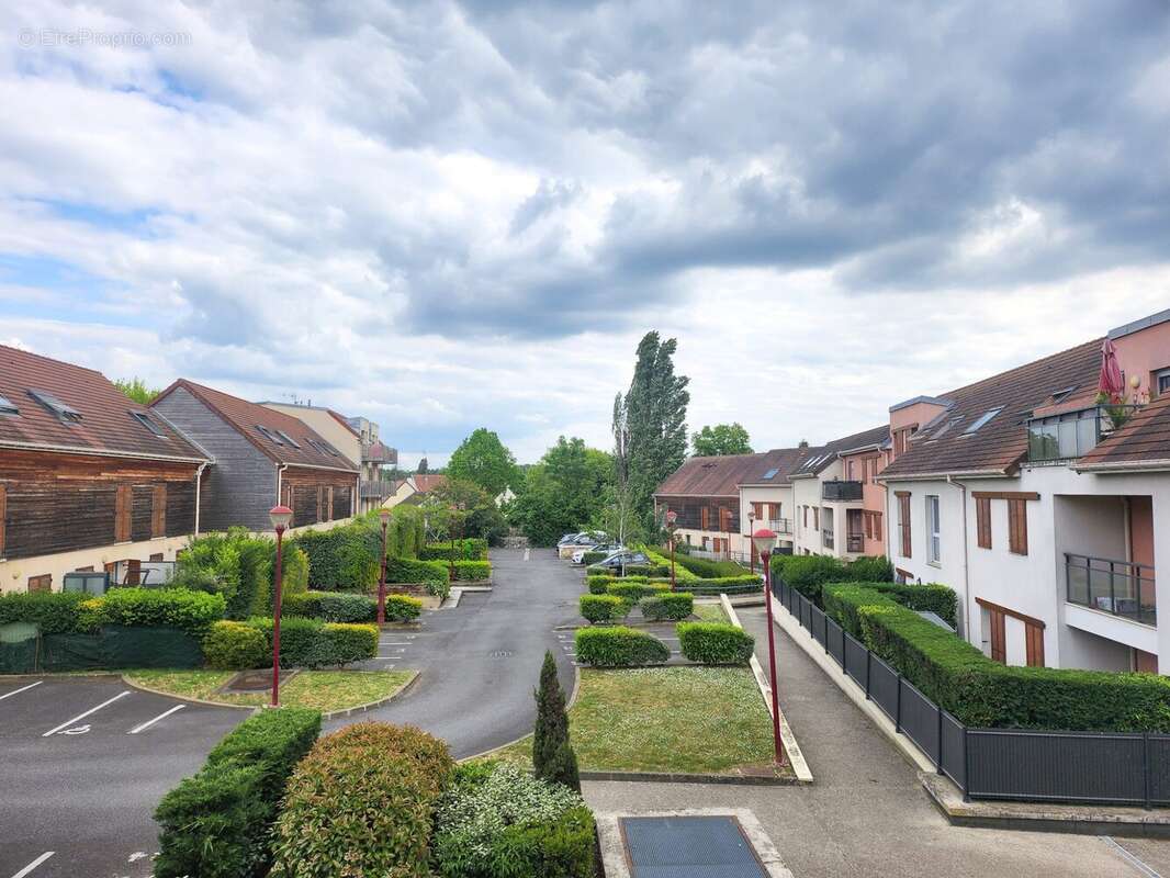 Appartement à LINAS