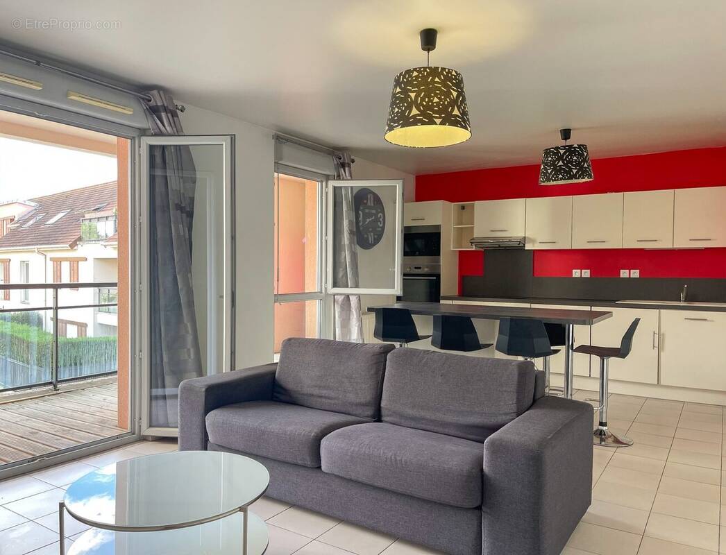 Appartement à LINAS