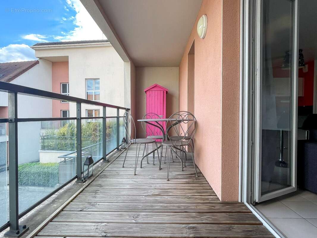 Appartement à LINAS