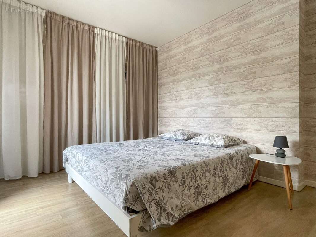 Appartement à LINAS