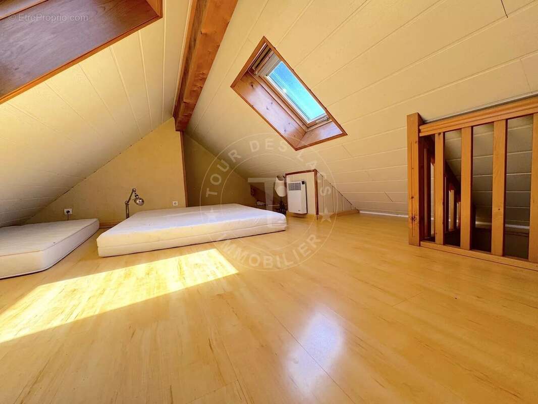 Appartement à MENTHON-SAINT-BERNARD