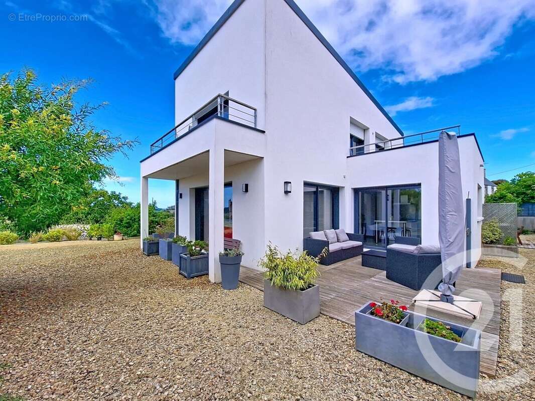 Maison à PLEUMEUR-BODOU