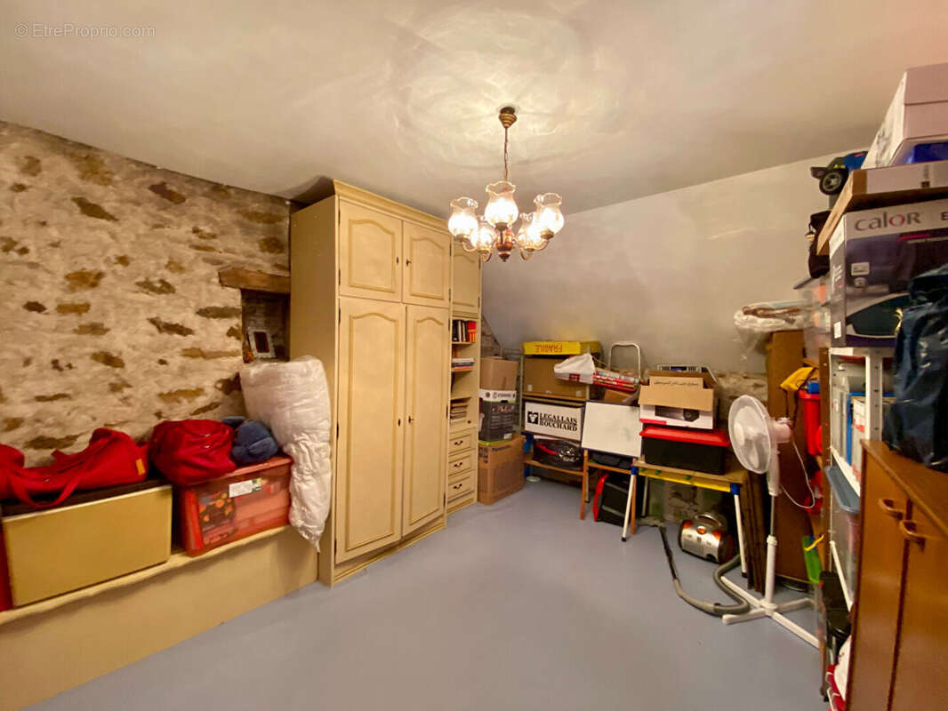 Maison à L&#039;HUISSERIE