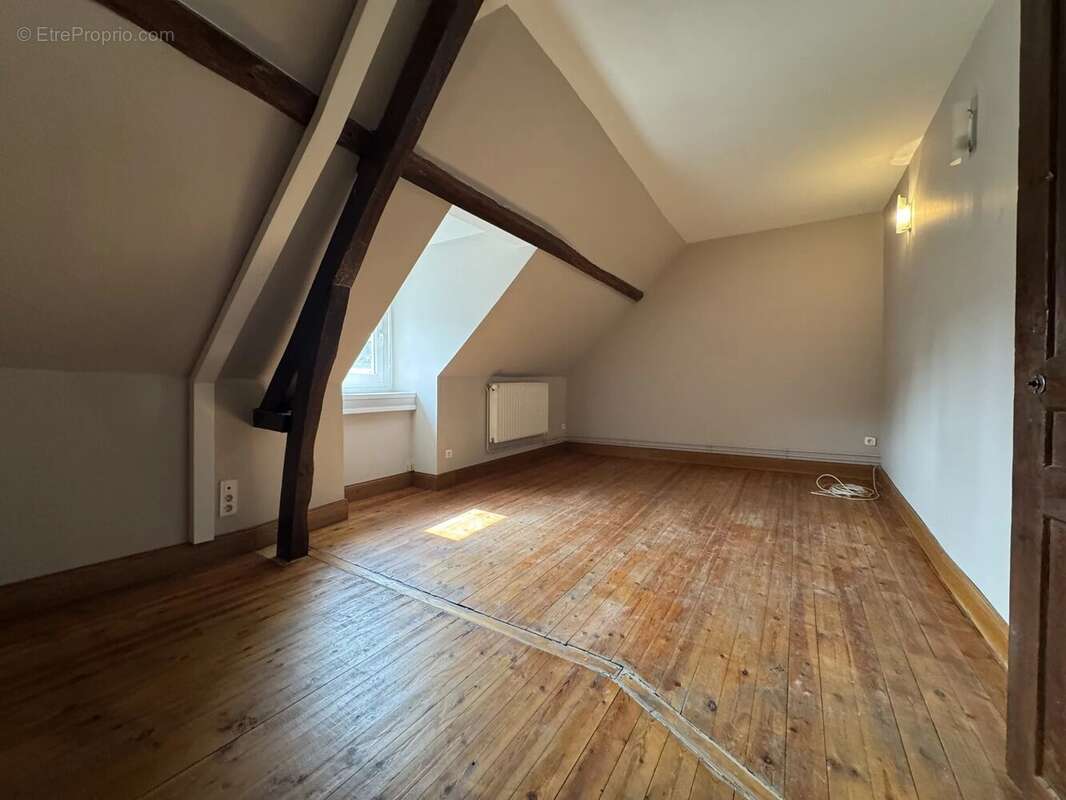 Maison à WALINCOURT-SELVIGNY