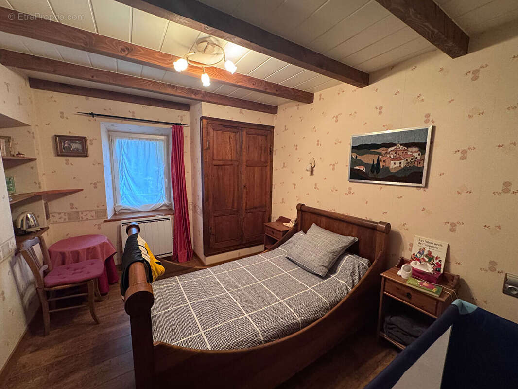 Maison à SAINT-FLOUR