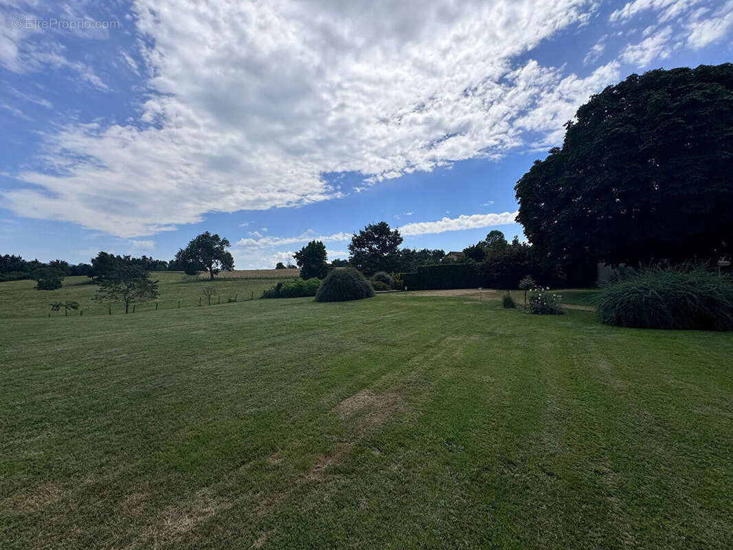 Maison à SAINT-FLOUR