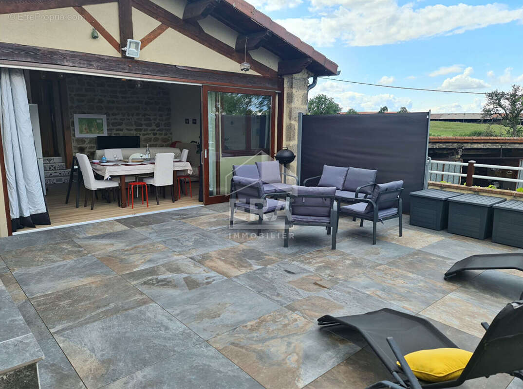 Maison à SAINT-FLOUR