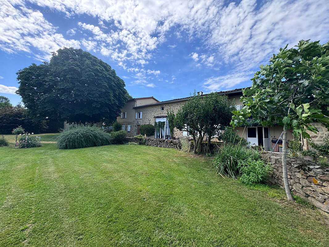 Maison à SAINT-FLOUR