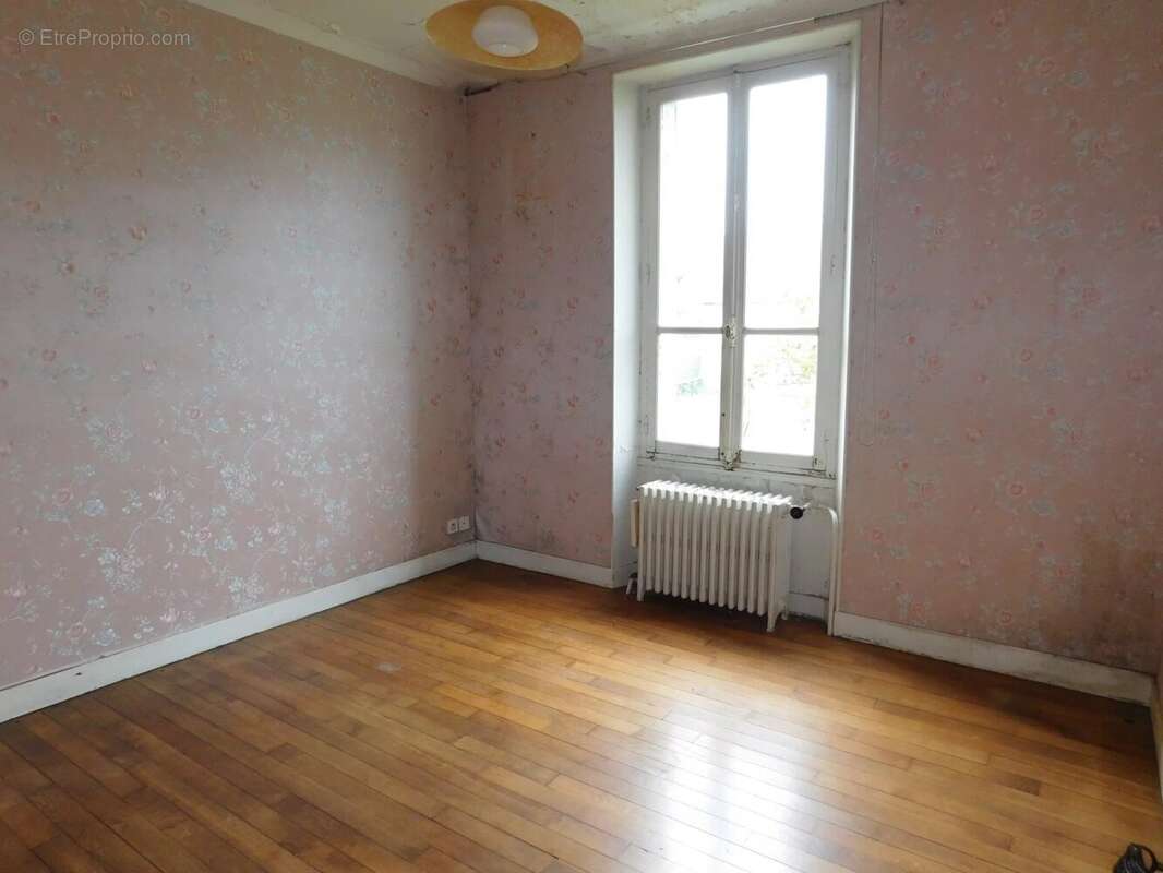 Maison à ORGERES-EN-BEAUCE