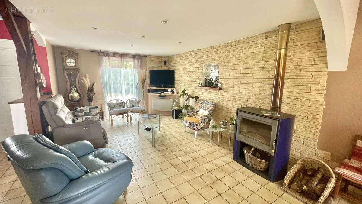 Maison à VERN-D&#039;ANJOU