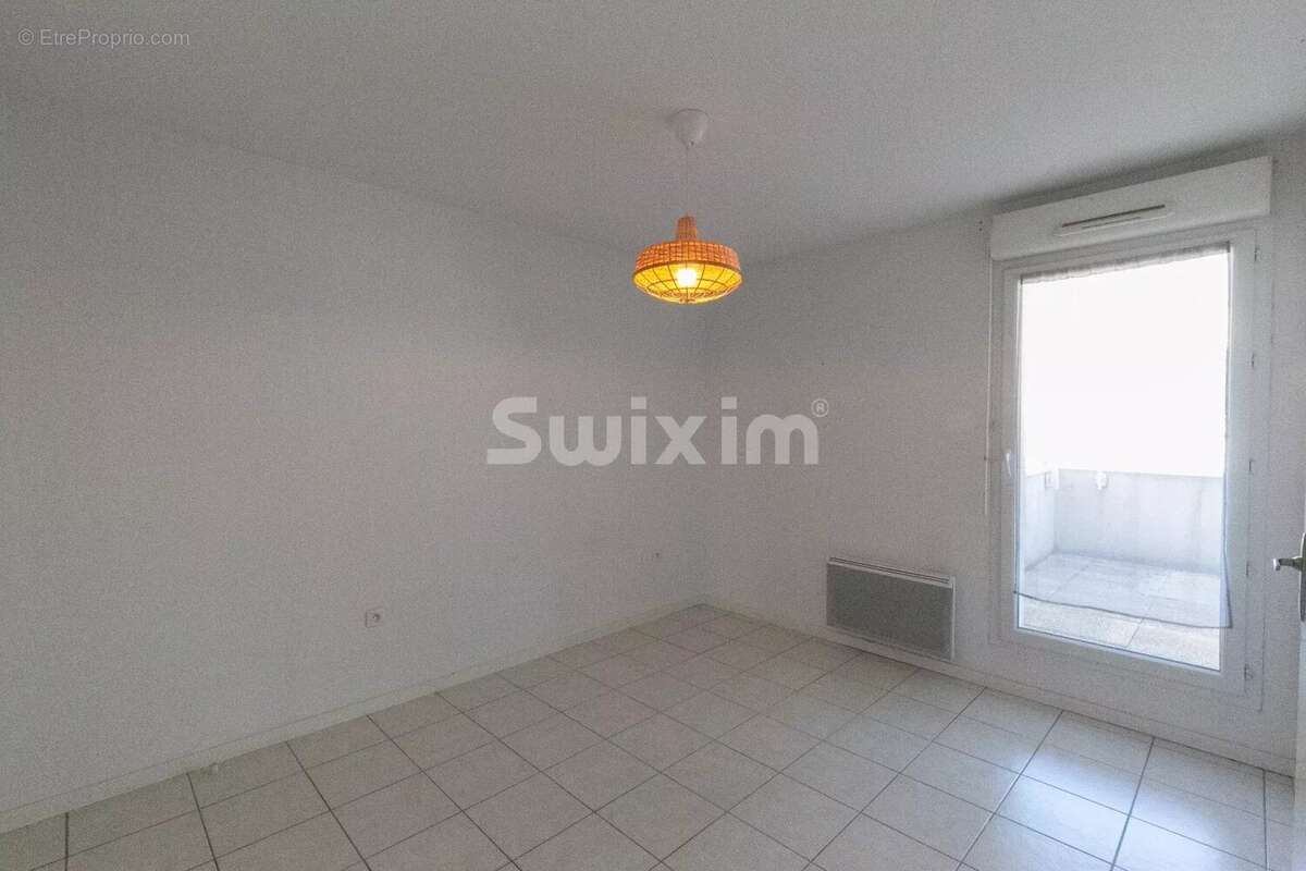 Appartement à CADAUJAC