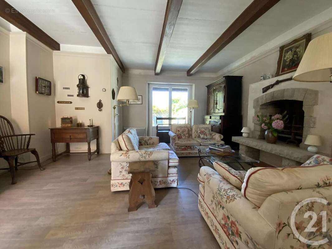 Maison à SAINT-BRIAC-SUR-MER