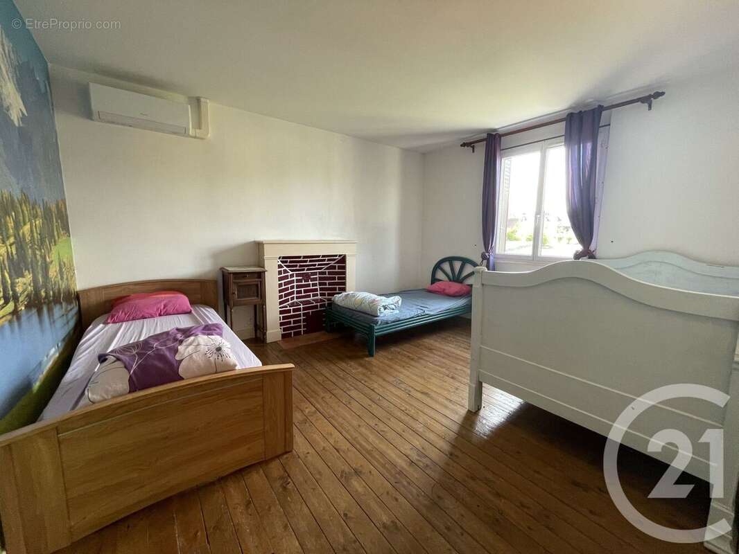 Maison à NOYANT-D'ALLIER