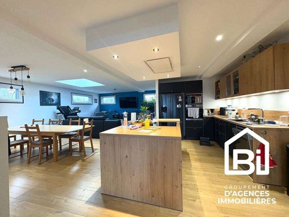 Maison à VILLERS-BOCAGE