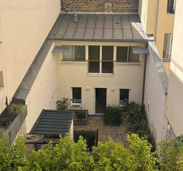 Maison à PARIS-16E
