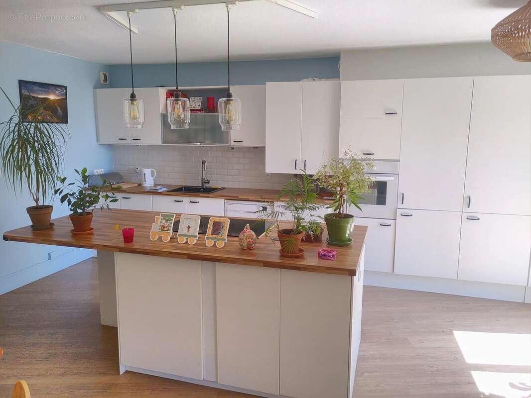 Appartement à CORENC