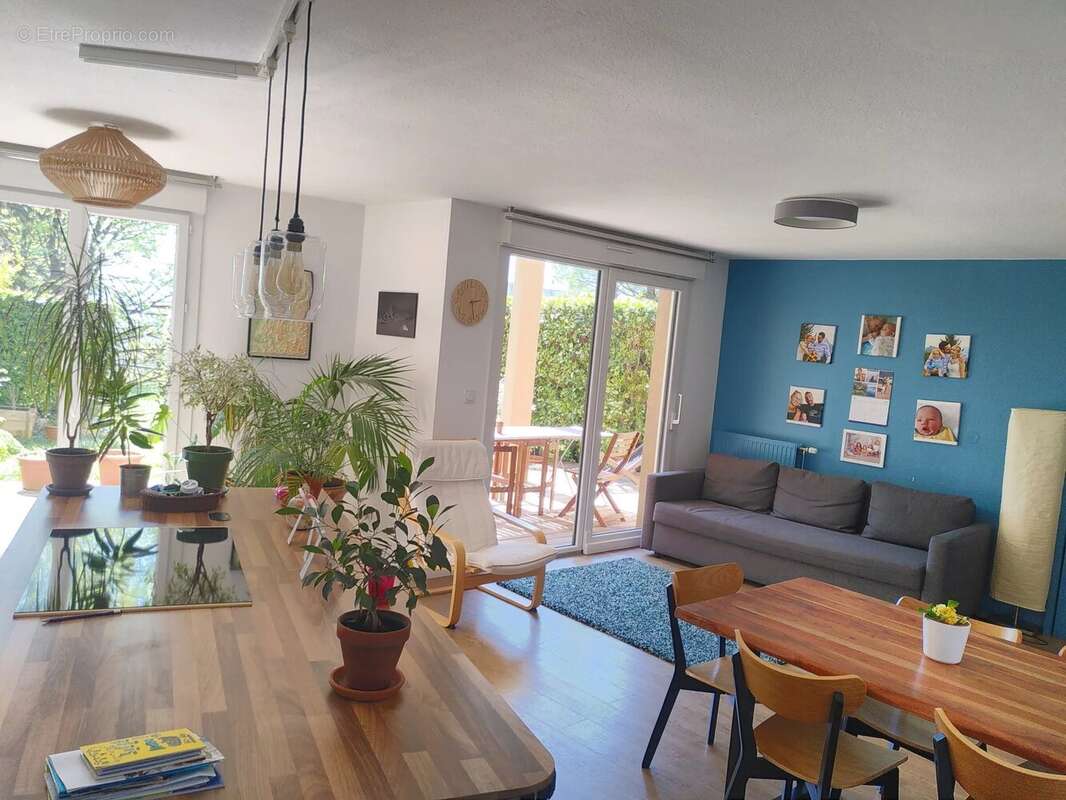 Appartement à CORENC